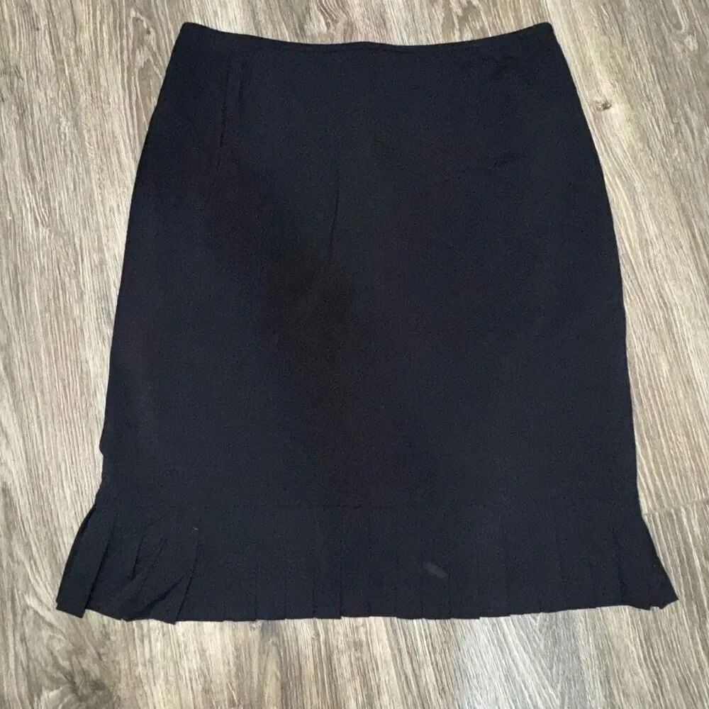 Tahari Black Straight Pencil Raffle Trim Lined Skirt Size US 10